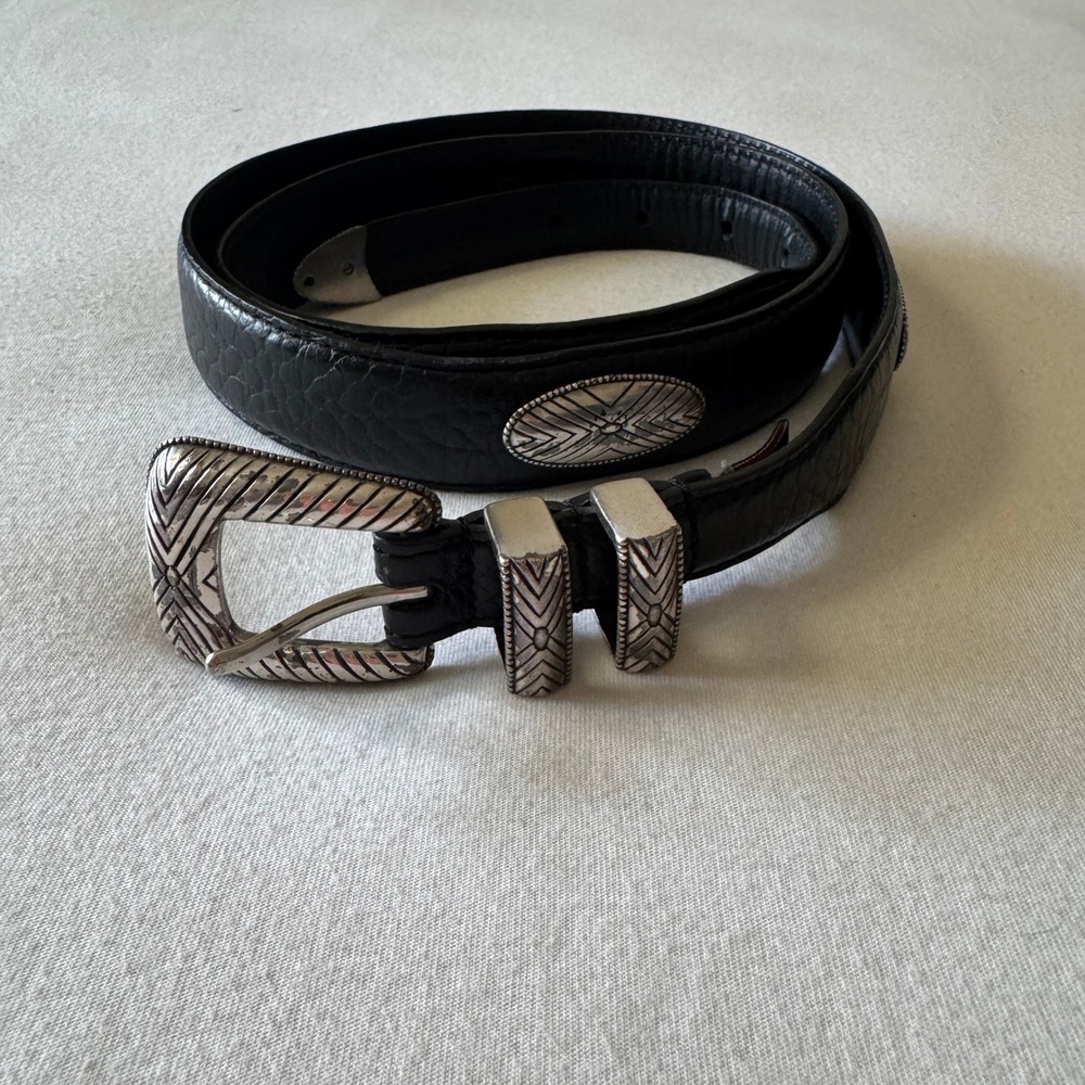 Roundtree&Yorke Concho Belt 42 Italian Full Grain Calfskin Black Leather Western